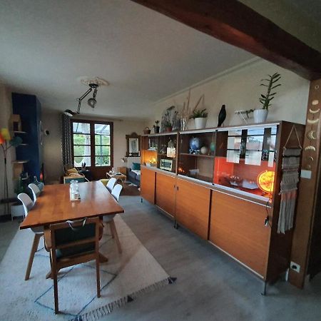 A L'Ecole Buissonniere, Chambre D'Hotes En Sidobre Lacrouzette Exteriör bild