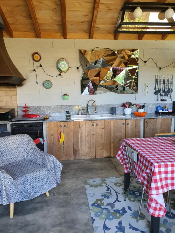 A L'Ecole Buissonniere, Chambre D'Hotes En Sidobre Lacrouzette Exteriör bild