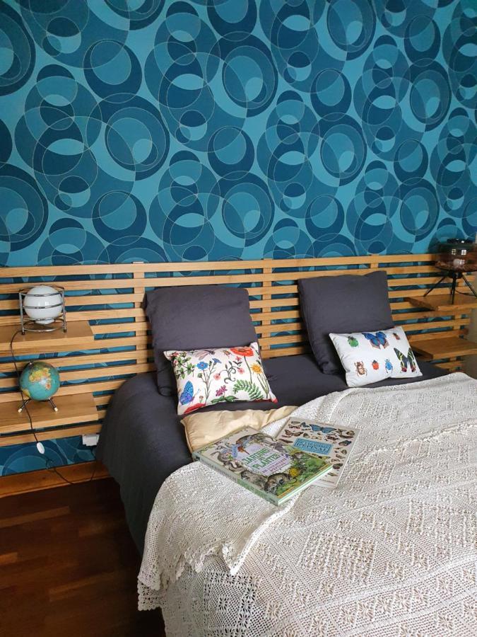 A L'Ecole Buissonniere, Chambre D'Hotes En Sidobre Lacrouzette Exteriör bild